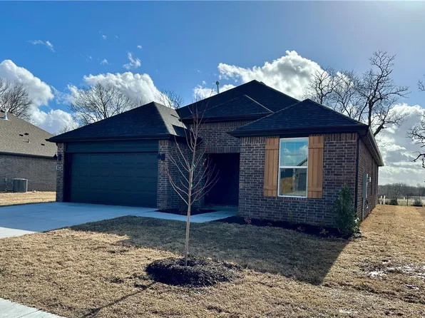 240 N Yona Ln, Farmington, AR 72730