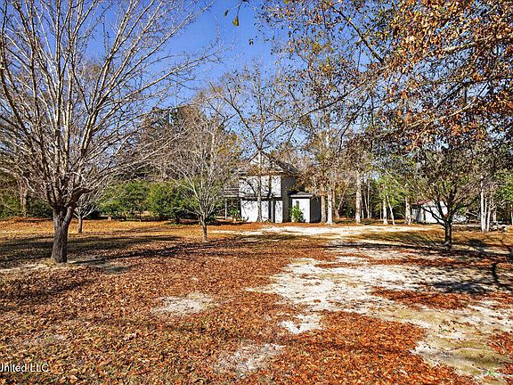 2nd image of 13401 Larue Rd