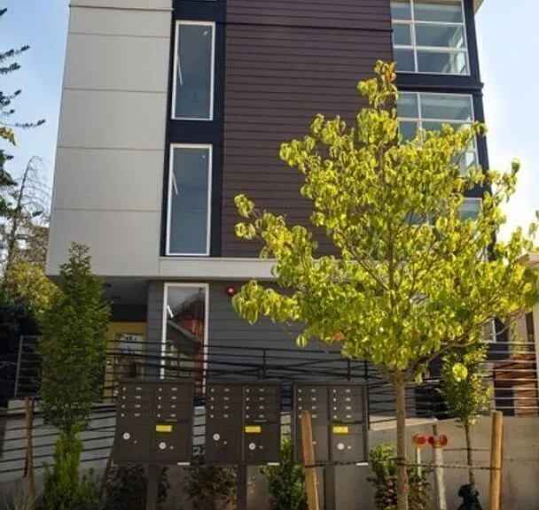 4046 8th Ave NE #210 — Photo 10