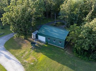 1352 E 400th Rd, Bolivar, MO 65613