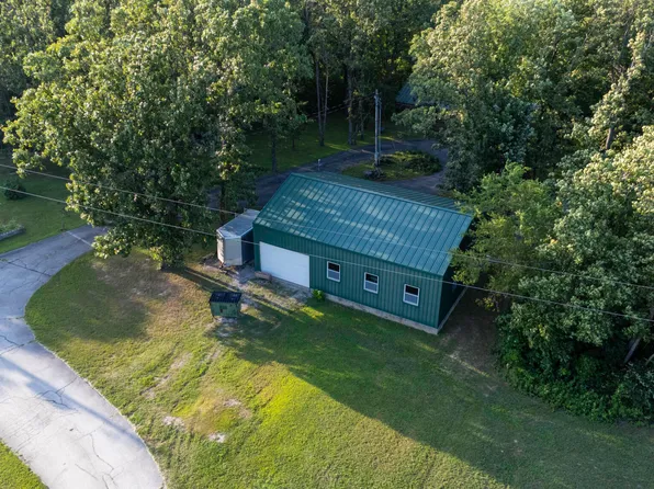 1352 E 400th Road, Bolivar, MO 65613