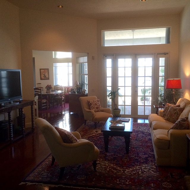 2nd image of 929 Crestview Cir