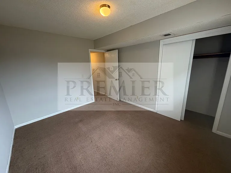 300 W Montgomery St #1 — Photo 11