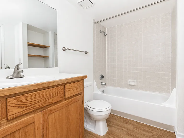 Rio Cancion Apartments — Photo 29