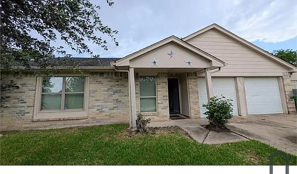 6827 Kearney Dr — Photo 2