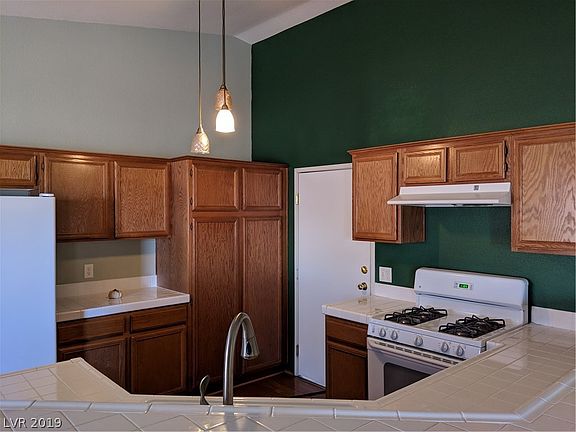 4th image of 2050 Los Feliz St Unit 167
