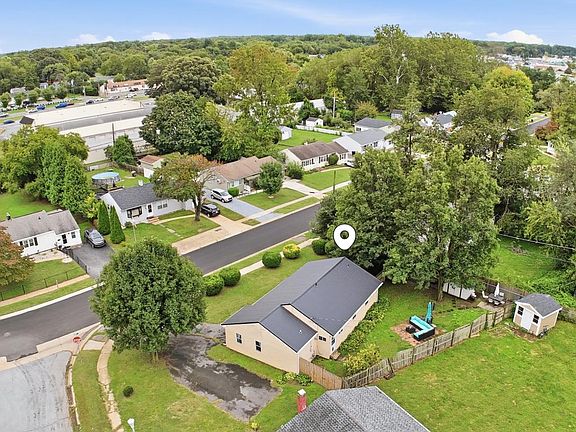 2nd image of 9 Park Ln