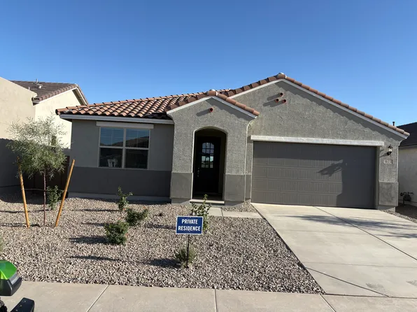 675 W Riparian Dr, San Tan Valley, AZ 85140