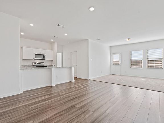 4th image of 5657 Brownstone Ln