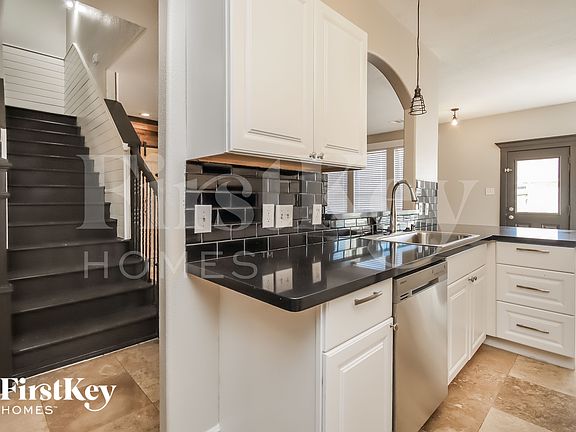 5th image of 8306 White Willow Ln