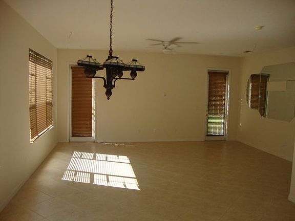 4th image of 1618 Eagle Feather Dr