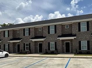 108 Blue St - D, Darlington, SC 29532
