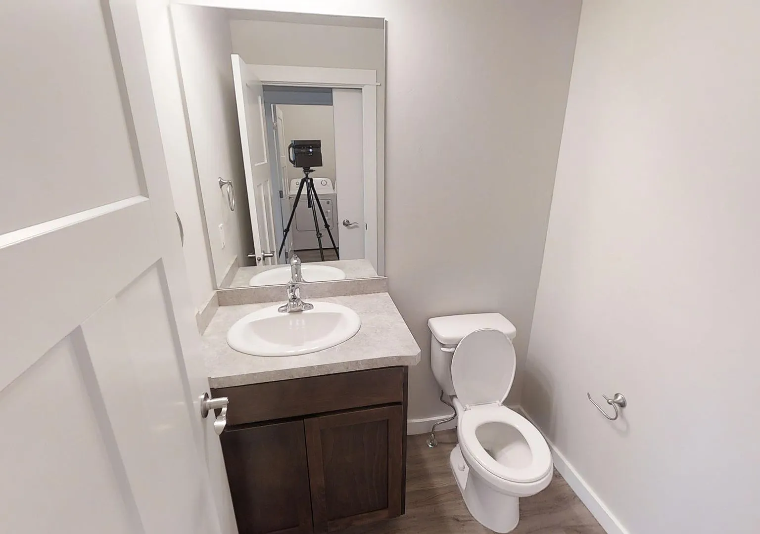 2736 Fen Way — Photo 4