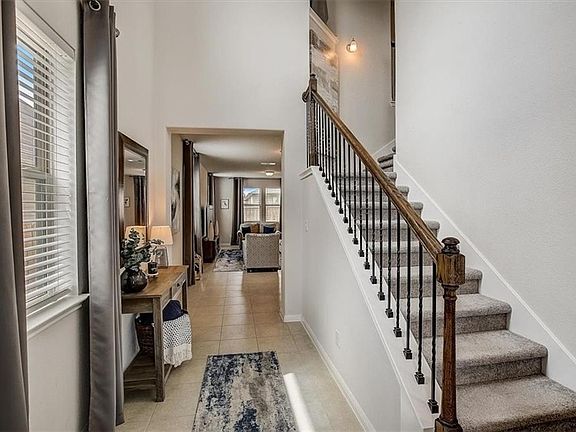 3rd image of 109 Brady Creek Way