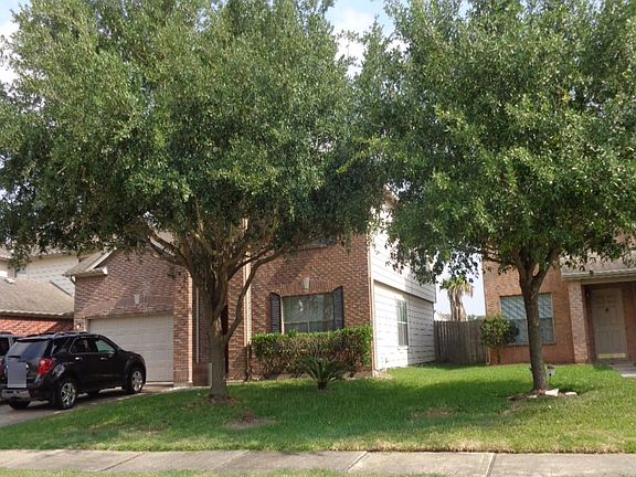 3rd image of 16126 Dawn Marie Ln