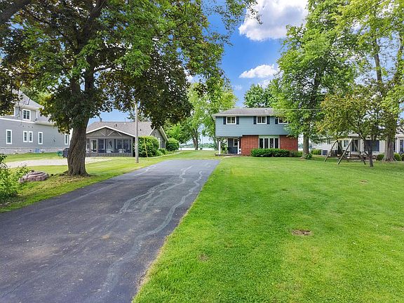 3rd image of 24315 Fairway DRIVE