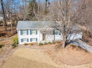 2094 Ellwyn Dr, Chamblee, GA 30341