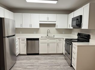 100 Twin Oaks Ln #1214, Hattiesburg, MS 39402