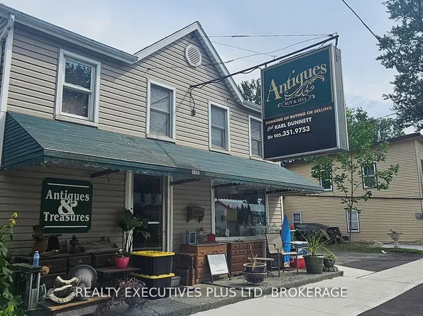 4020 Main St, Niagara Falls, ON L2G 6B8