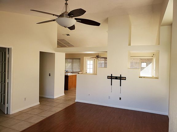 5th image of 78785 La Palma Dr