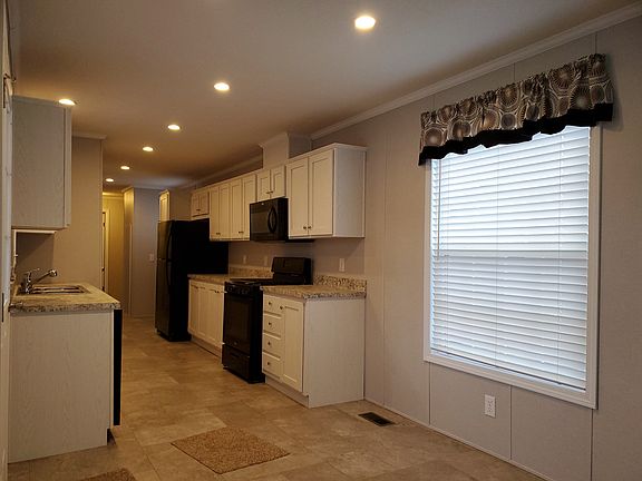 5th image of 38000 Le Chateau Blvd #292
