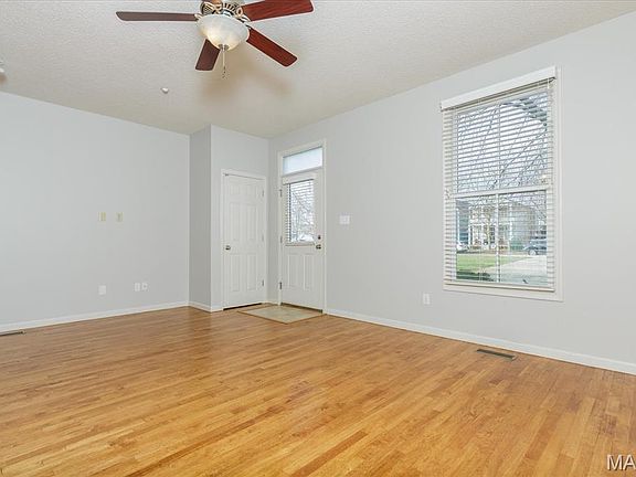 3rd image of 3233 S Civic Green Way