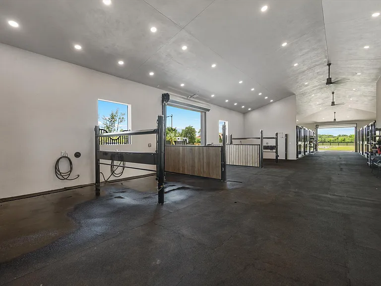 16175 Deer Path Ln — Photo 20
