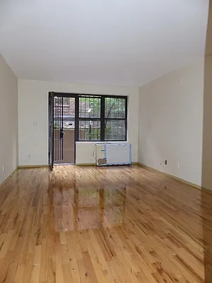 Rented by Immac Realty | media 37