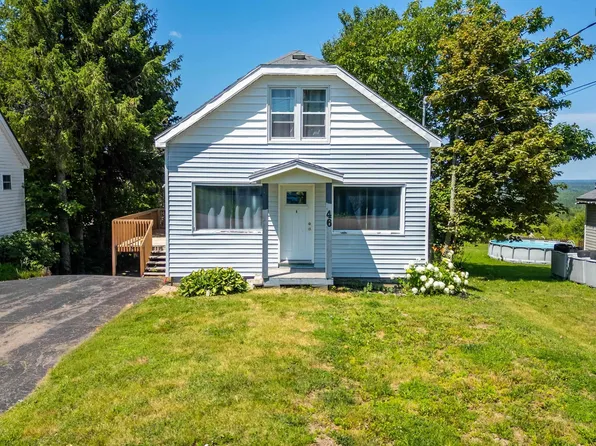 46 Maple St, Springhill, NS B0M 1X0