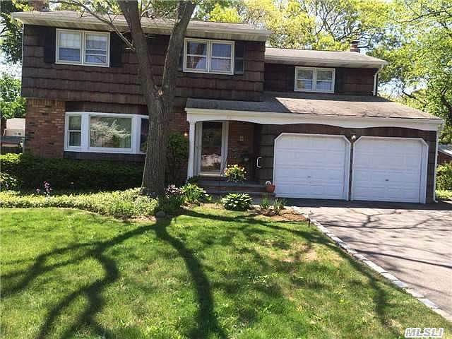 1st image of 152 Oak St