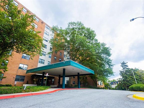2nd image of 2965 Pharr Court South NW APT 312