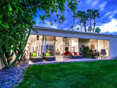 88 Desert Lakes Dr, Palm Springs, CA, 92264