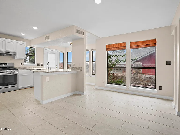 1805 Gurss Pl — Photo 8