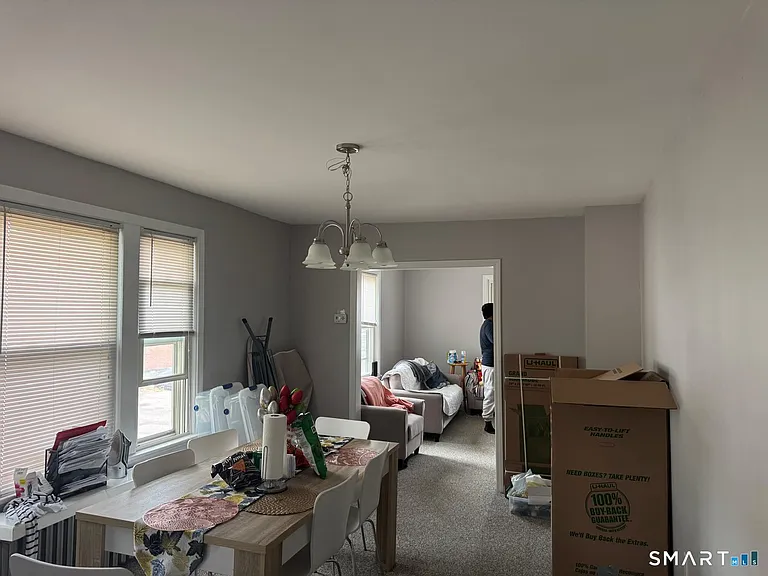 15 Rose St #2 — Photo 5