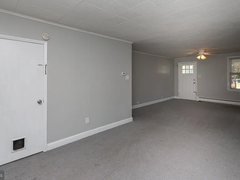 334 E Conestoga Rd — Photo 10