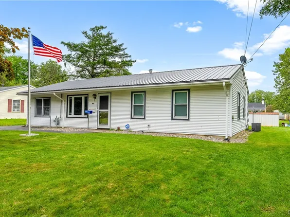 402 Richmond Rd, Utica, NY 13502