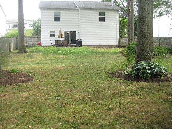 2nd image of 35441 Lake Shore Blvd