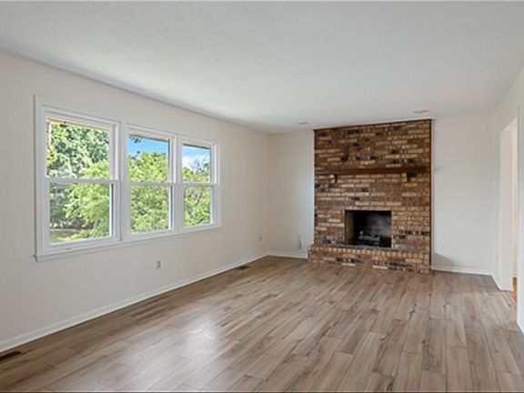 3rd image of 11105 Georgia Ave