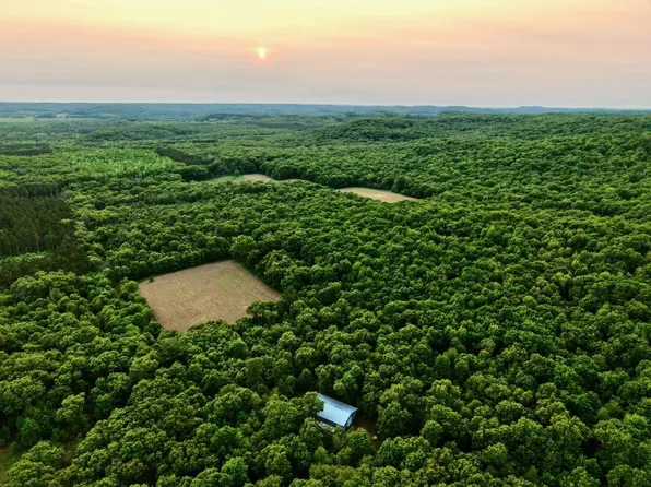 S593 Oak Hill Lane, Wisconsin Dells, WI 53965