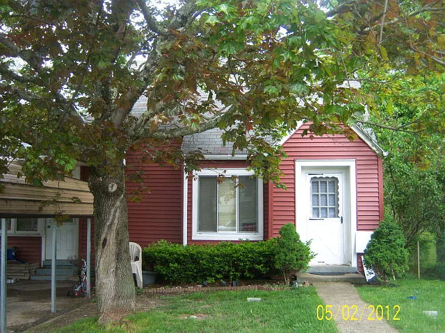 227 Westwood Dr photo 1