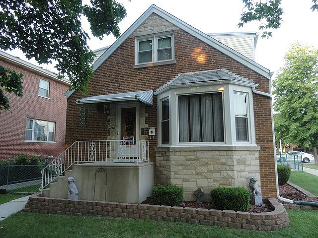 1st image of 4201 N Melvina Ave