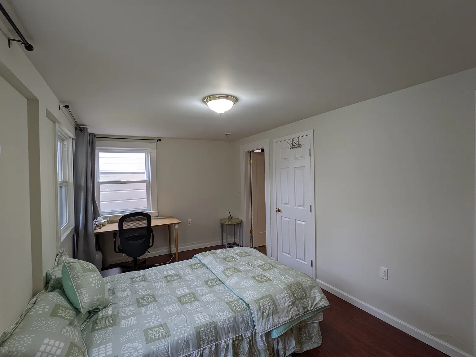1 bed, 200 sqft, $1,800 — Photo 1