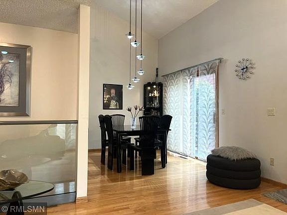 5th image of 3493 Pilgrim Ln N