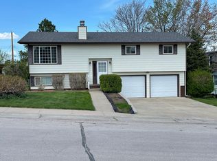 1218 Charles St, Spearfish, SD 57783