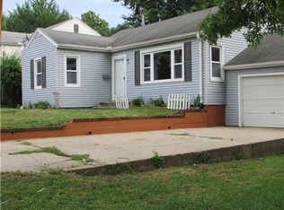 1607 Oneida St, Lexington, MO 64067