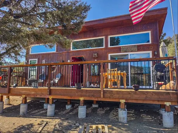 550 Eagle Ridge Ln, Big Bear City, CA 92314