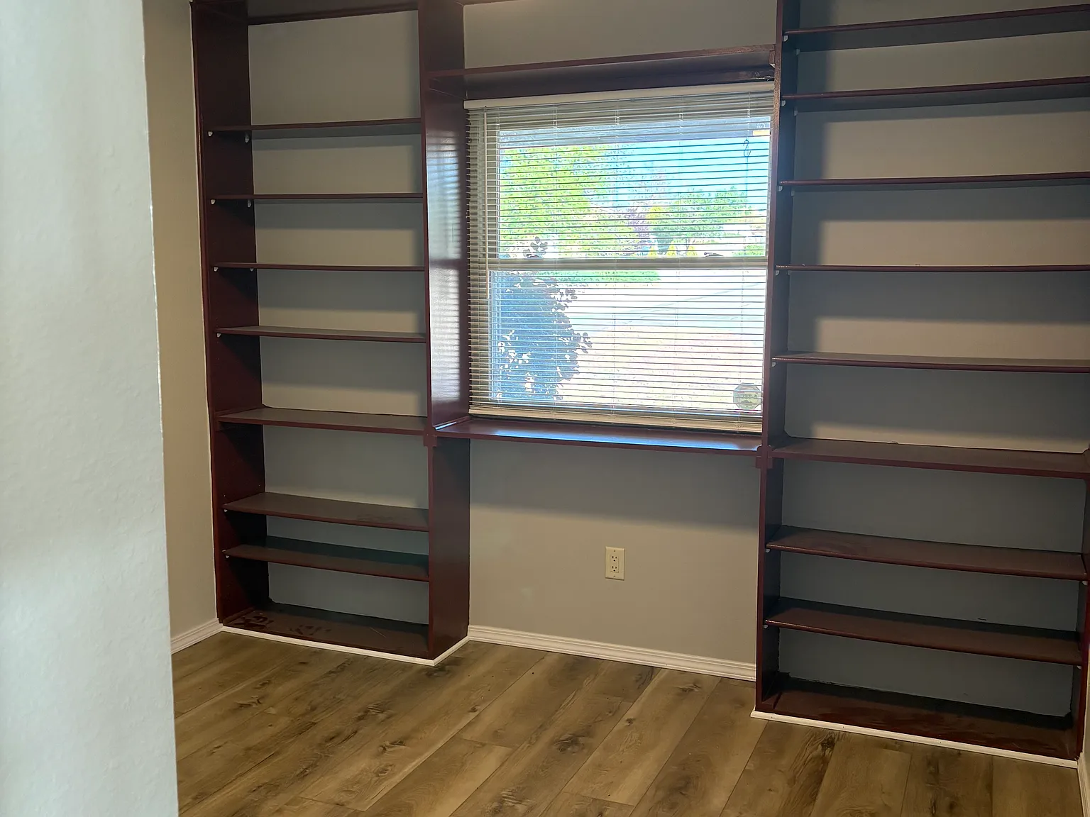 4 bed, 1772 sqft, $2,100 — Photo 4