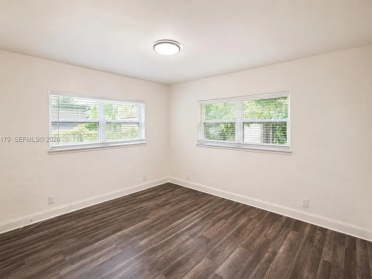 5623 NW 4th Ave #5623 — Photo 11