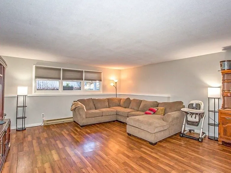 48 Evergreen Rd #114 — Photo 12