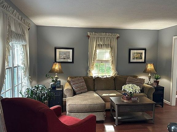 4th image of 6818 W Sycamore Ln